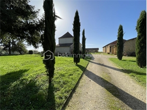 propriete à la vente -   24440  SAINT AVIT SENIEUR, surface 219 m2 vente propriete - UBI467342195